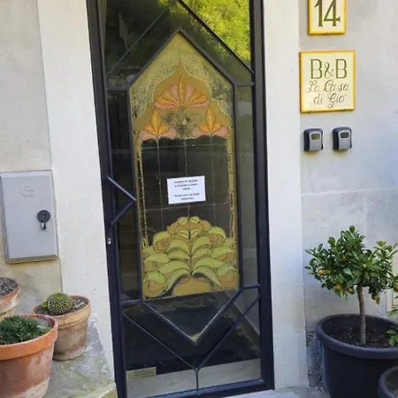 La Casa Di Gio 住宿加早餐酒店 陶尔米纳