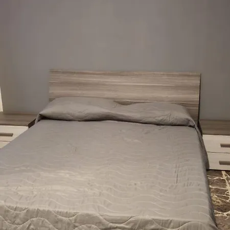 La Casa Di Gio 3* 陶尔米纳